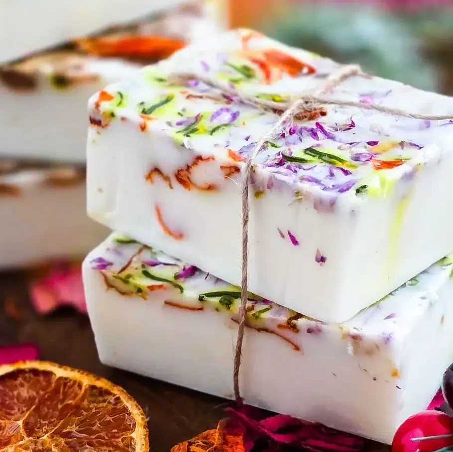 DIY-Vegan-Plant-Based-Soap-6-909x1024
